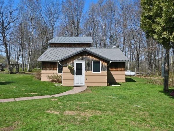 7211 S State Road 35, Foxboro, WI 54836