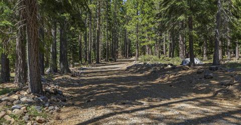 11483 Chamonix Road, Truckee, CA 96161 Photo