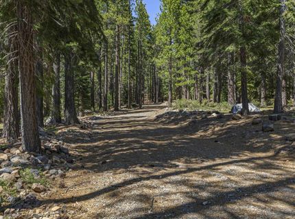 11483 Chamonix Road, Truckee, CA 96161 Photo