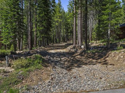 11483 Chamonix Road, Truckee, CA 96161 Photo