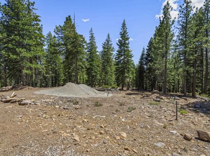 11483 Chamonix Road, Truckee, CA 96161 Photo