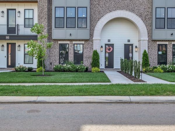 1415 Doc Johns Blvd, Murfreesboro, TN 37128