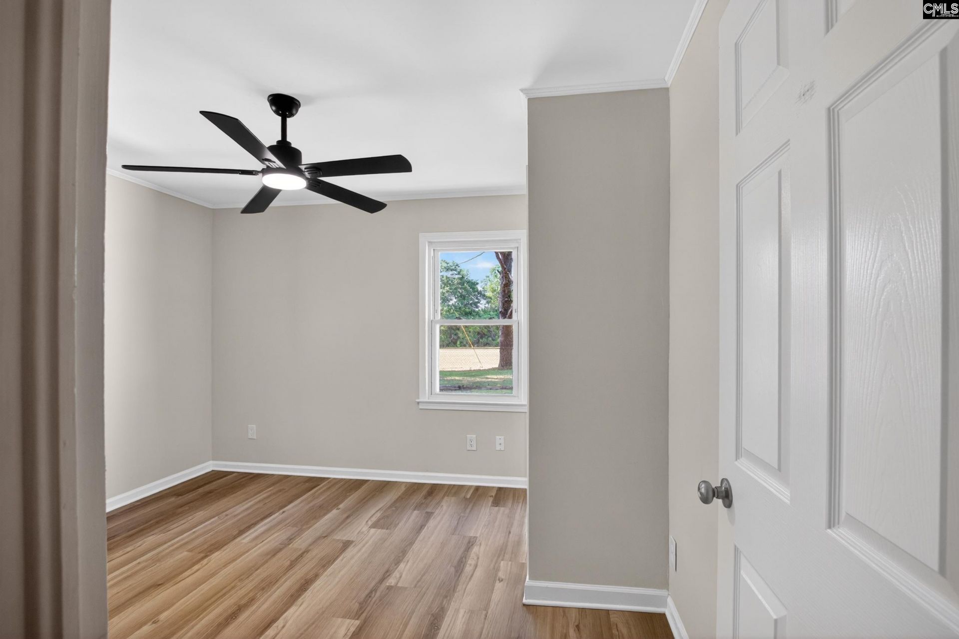 3100 N Kings Highway Photo 25