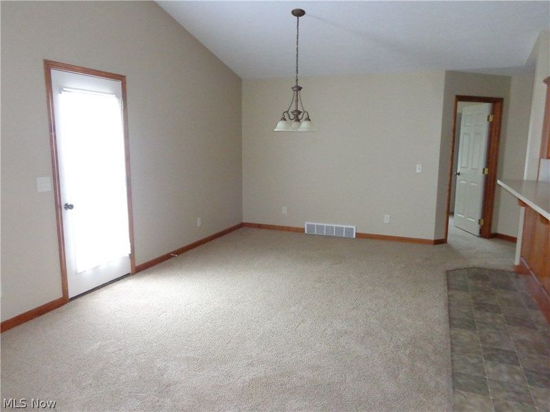 239 Aspen Drive, Dover, OH 44622 Photo 4