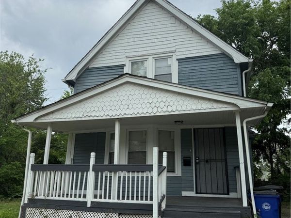 8205 Force Avenue , Cleveland, OH 44105