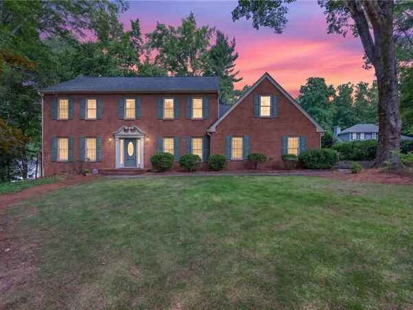 233 Shadowlake Court SE, Marietta, GA 30067