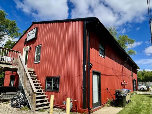 505 4th Street, Delhi, IA 52223