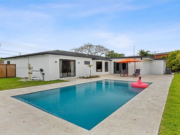 9261 SW 80th Ter , Miami, FL 33173
