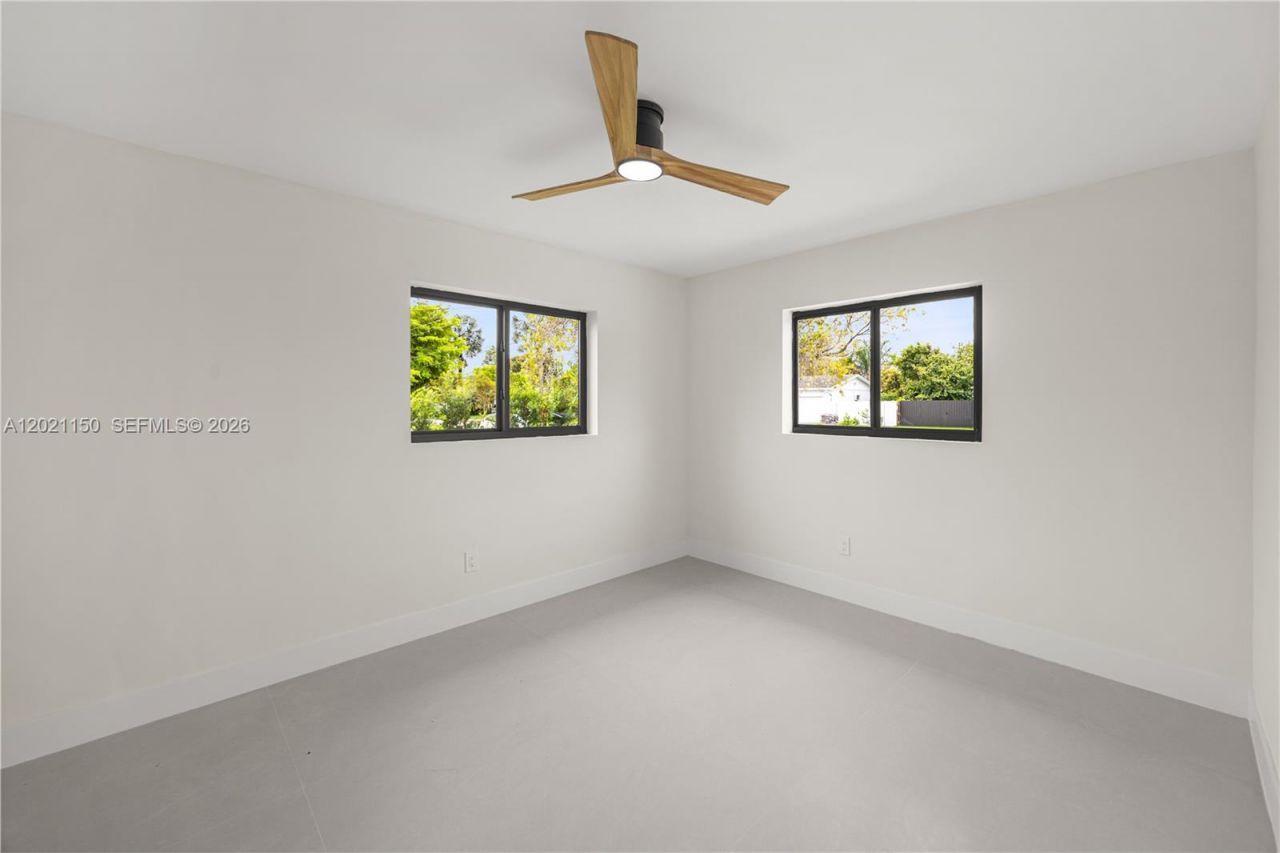 9261 SW 80th Ter , Miami, FL 33173 Photo