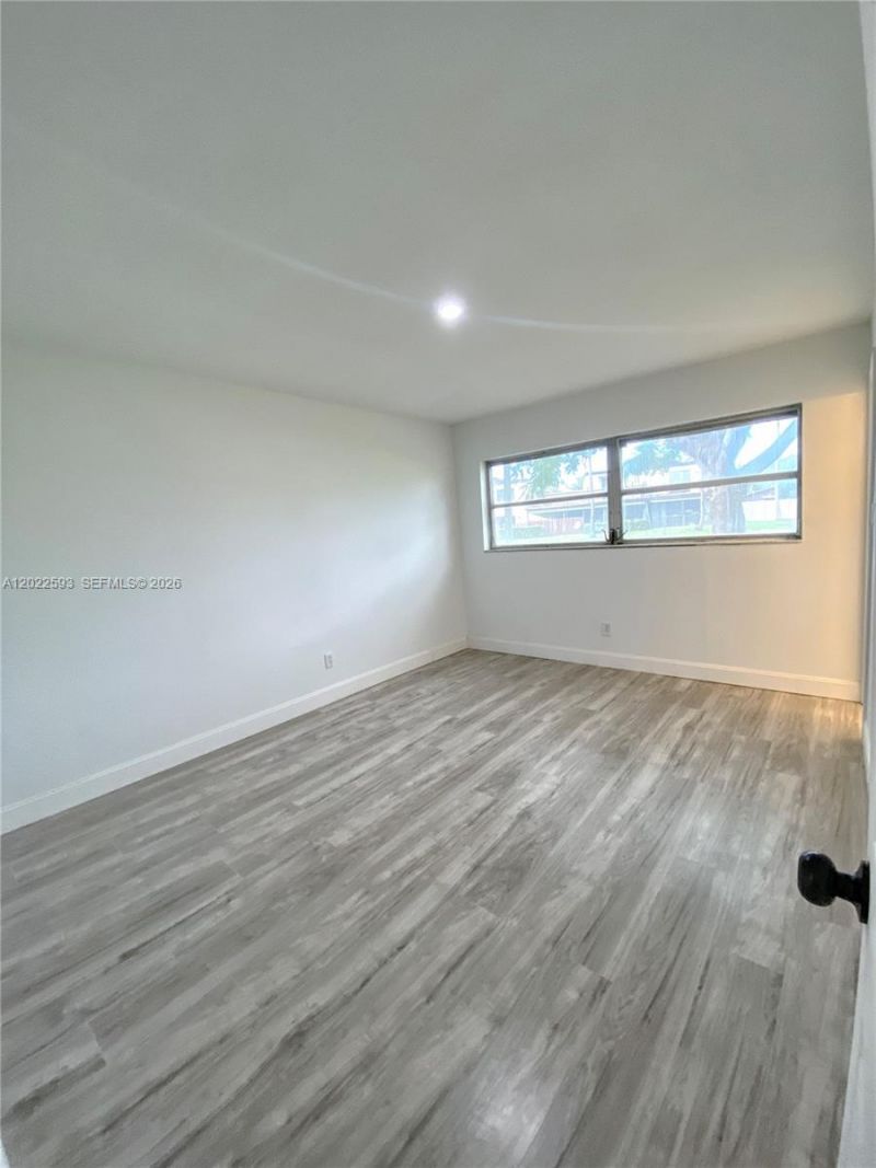 3000 NW 5th Ter, Unit 129, Pompano Beach, FL 33064 Photo