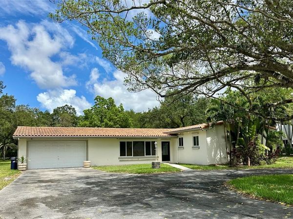 6801 SW 102nd Ave, Miami, FL 33173