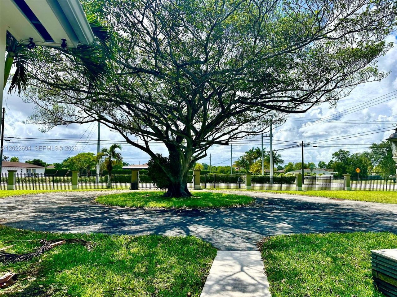 6801 SW 102nd Ave, Miami, FL 33173 Photo