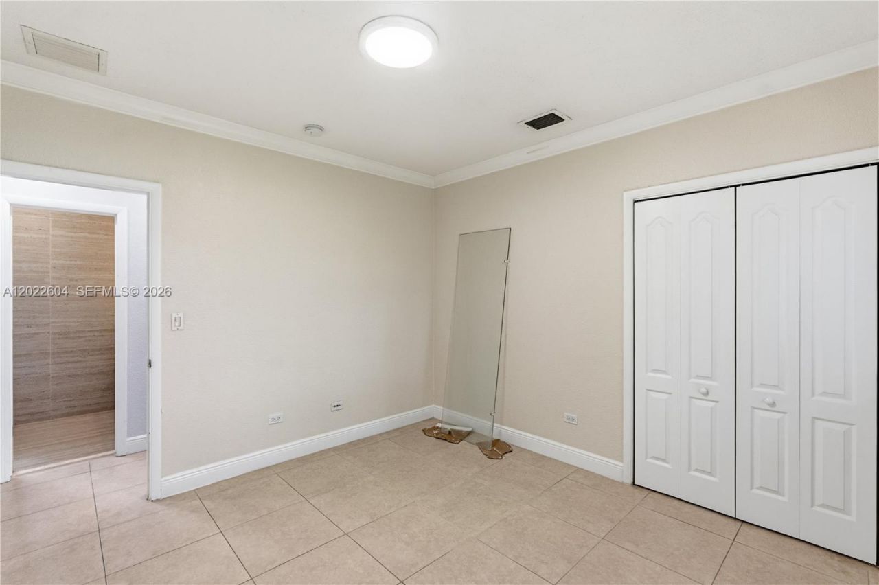 6801 SW 102nd Ave, Miami, FL 33173 Photo