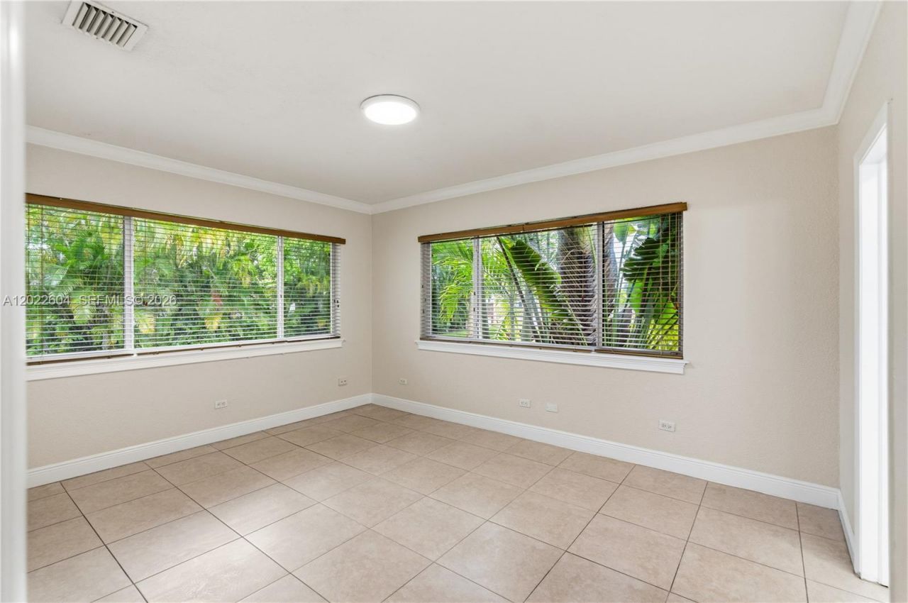 6801 SW 102nd Ave, Miami, FL 33173 Photo