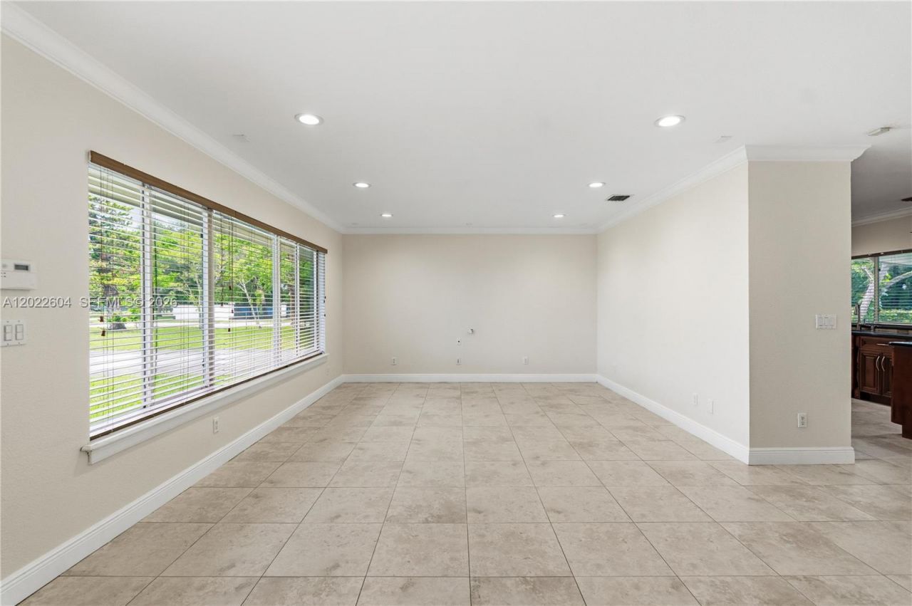 6801 SW 102nd Ave, Miami, FL 33173 Photo