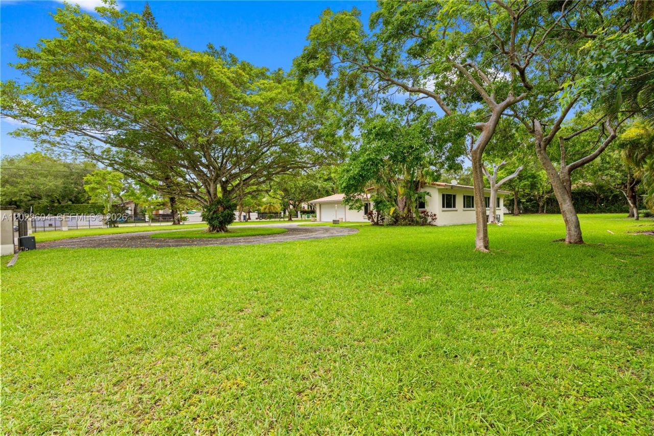 6801 SW 102nd Ave, Miami, FL 33173 Photo