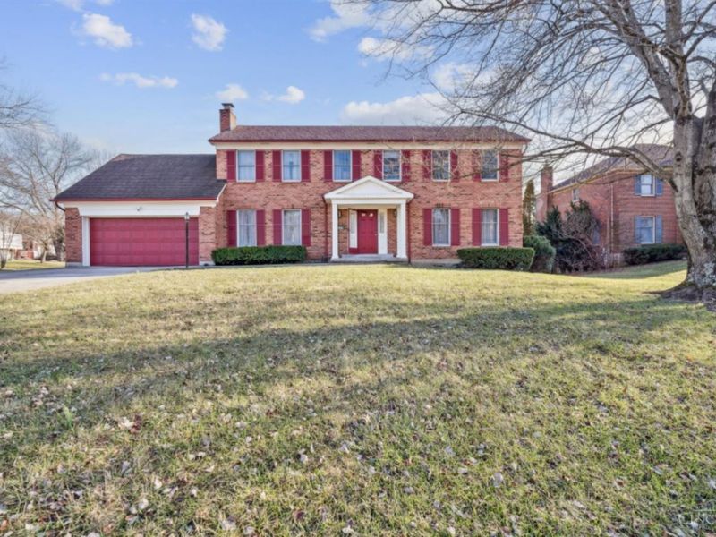 7489 Fitzroy Court, West Chester, OH 45241 Photo 2
