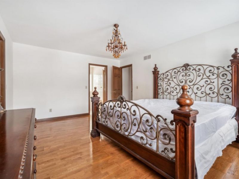 7489 Fitzroy Court, West Chester, OH 45241 Photo 23