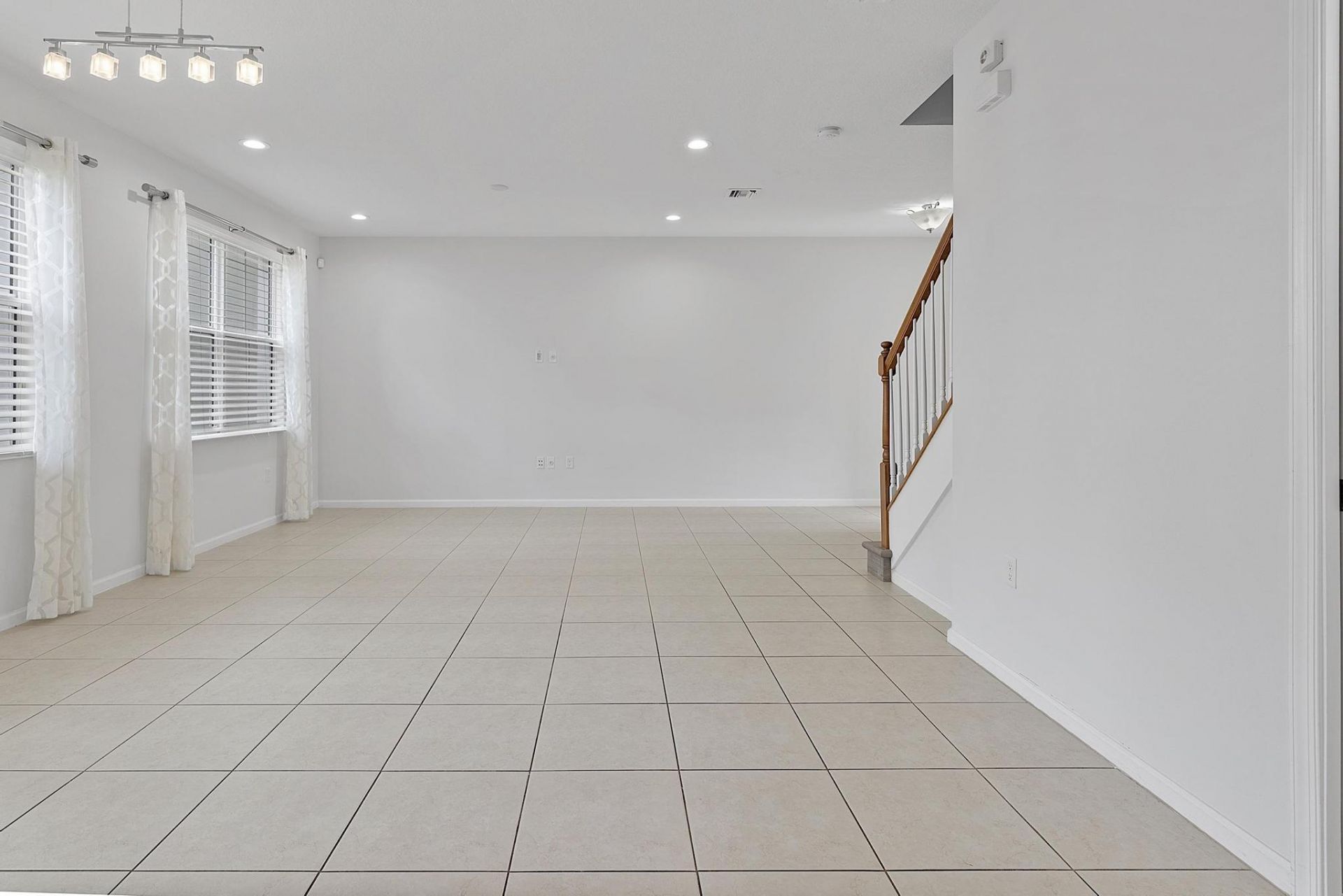 3330 NW 124th Way, Sunrise, FL 33323 Photo