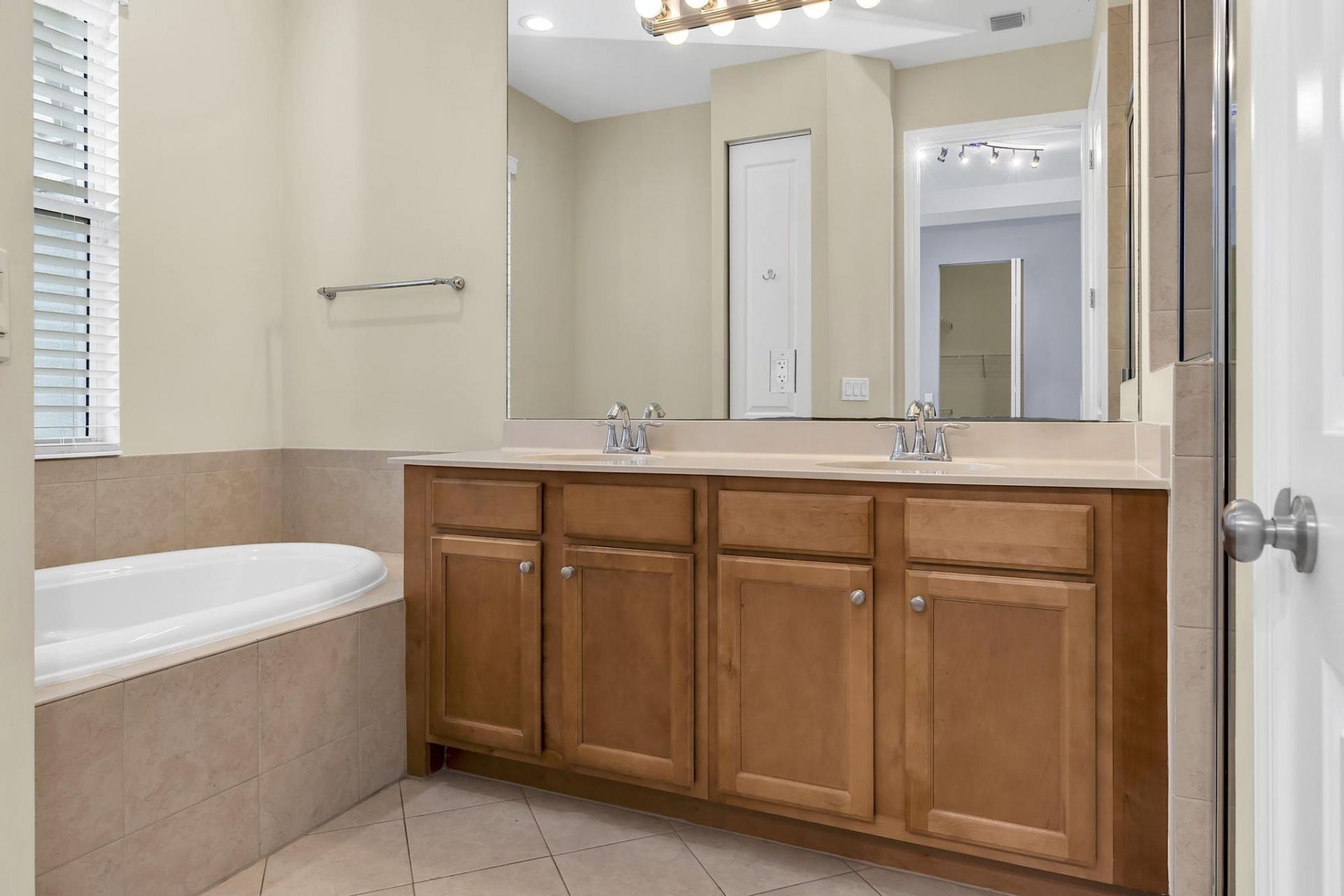 3330 NW 124th Way, Sunrise, FL 33323 Photo