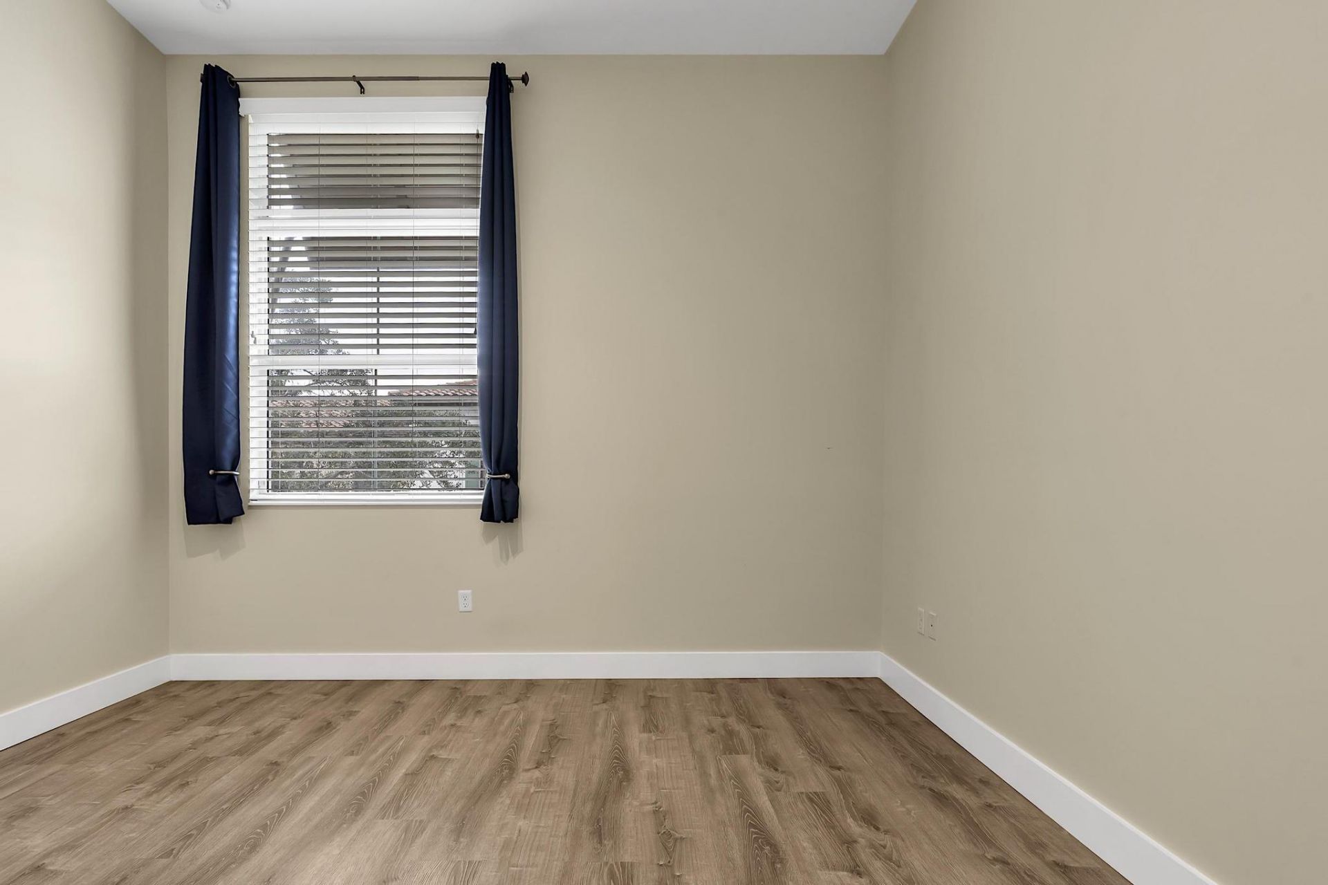 3330 NW 124th Way, Sunrise, FL 33323 Photo