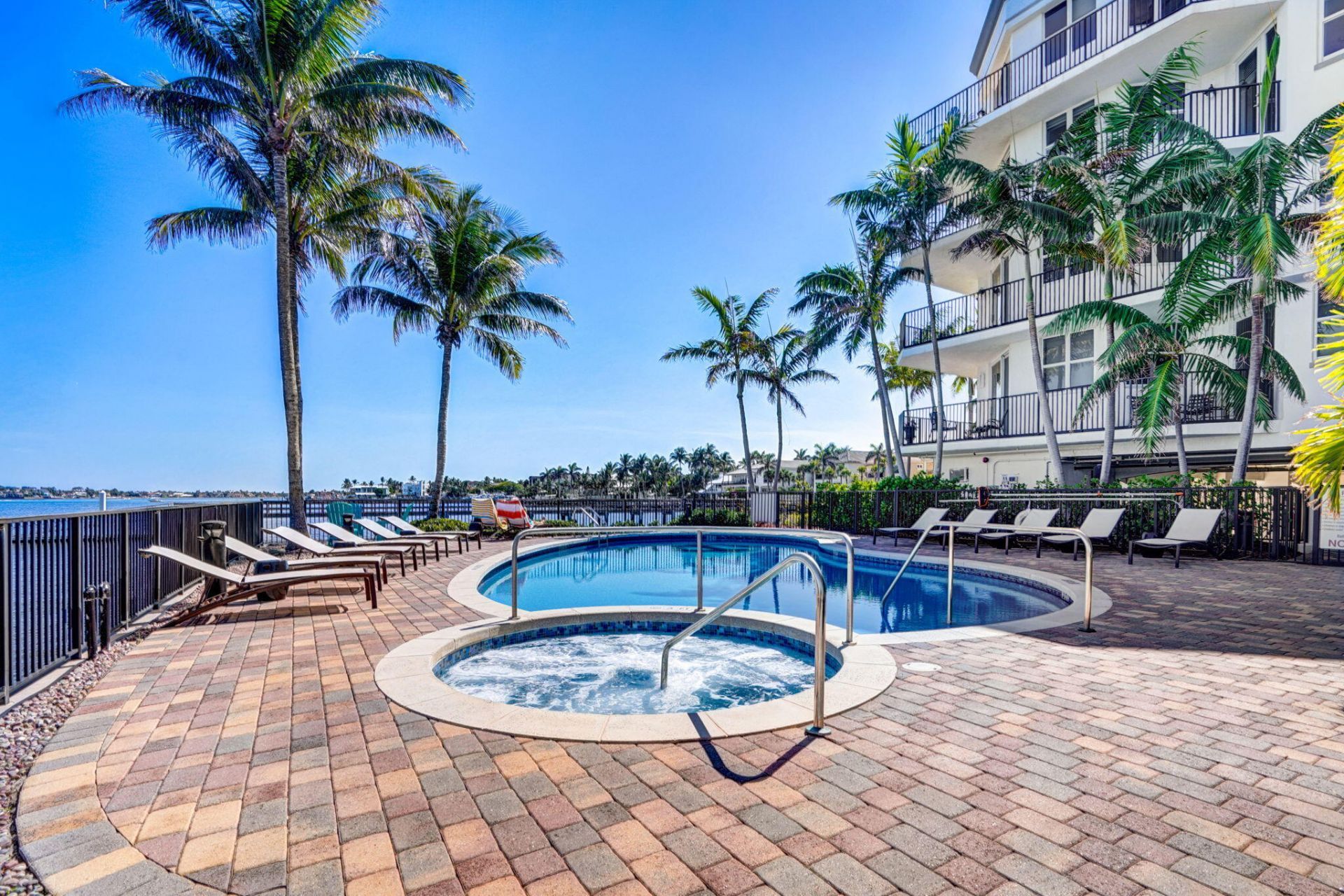 2700 N Federal Highway, Unit 409, Boynton Beach, FL 33435 Photo