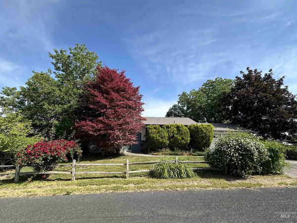 1620 6th Ave, Clarkston, WA 99403