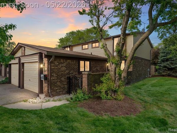32105 W 12 Mile Road, Farmington Hills, MI 48334