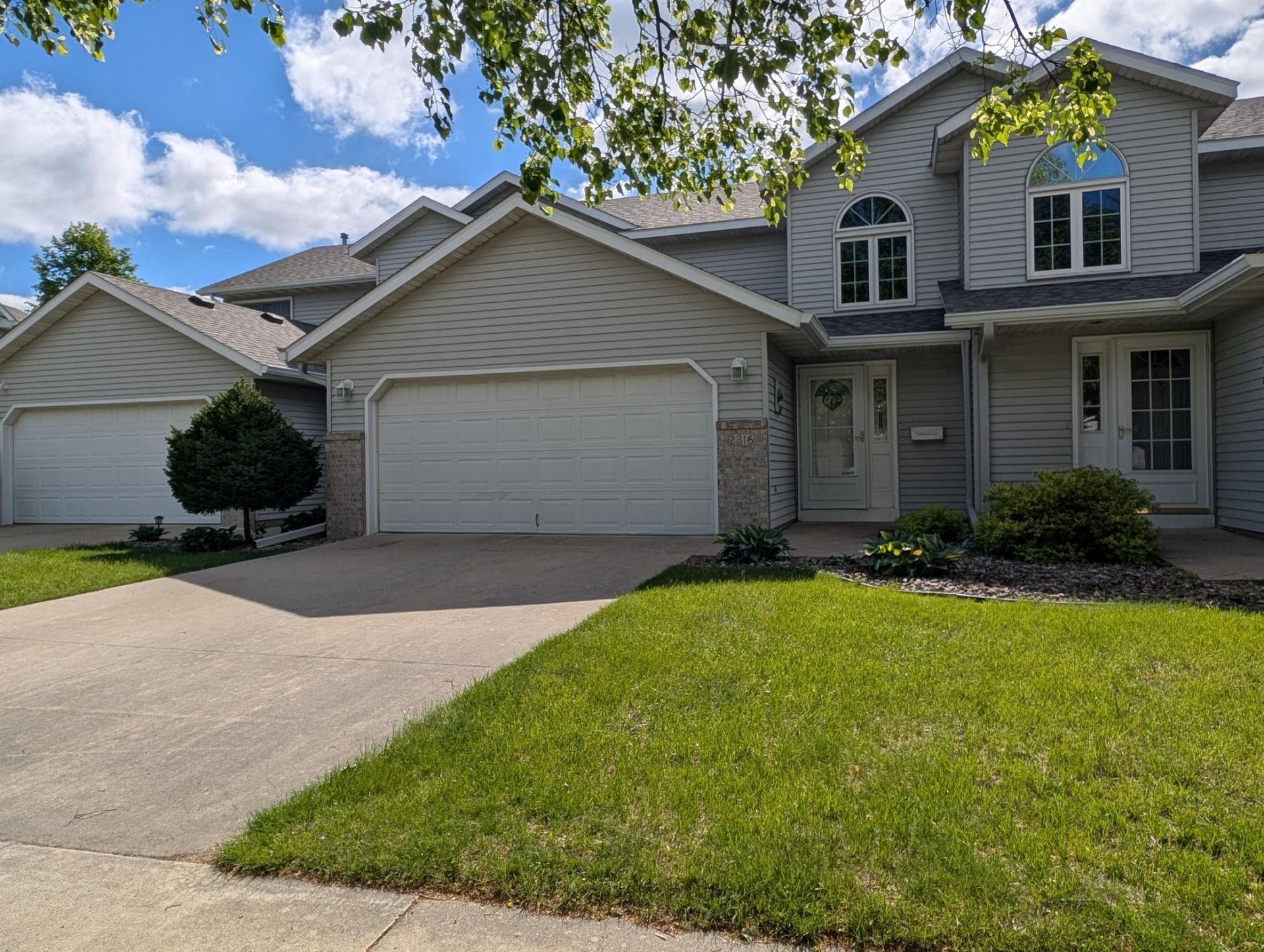 2316 Viola Heights Drive Ne, Rochester, MN 55906 Main Photo