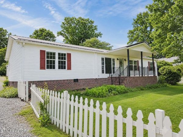 187 Brandonwood Drive, Johnson City, TN 37604