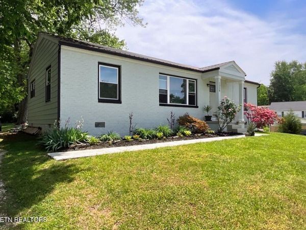1328 Byrd Circle, Kingston, TN 37763