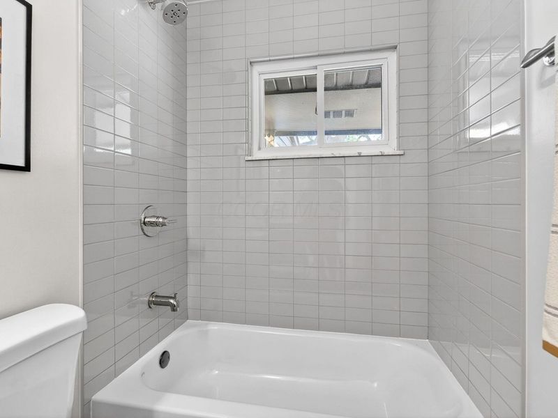 825 W 8th Street, Marysville, OH 43040 Photo 28