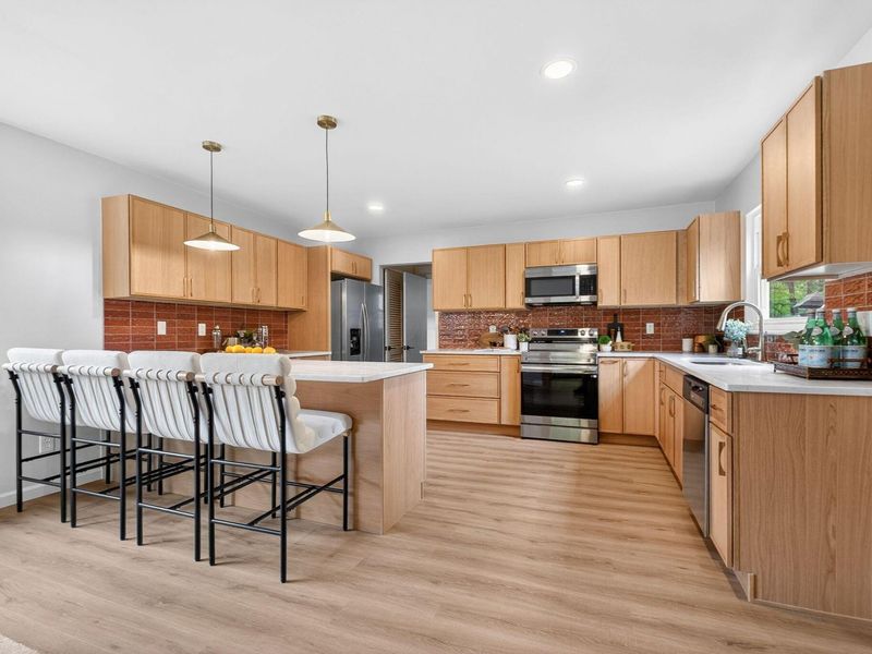 825 W 8th Street, Marysville, OH 43040 Photo 7