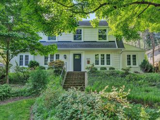 2410 Cornwallis AVE SE Roanoke, VA 24014
