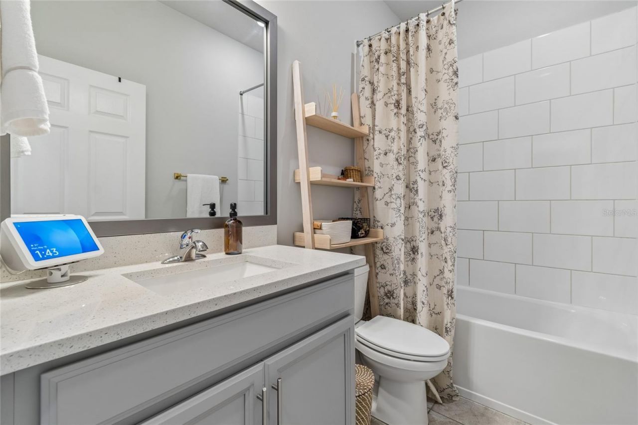 5722 Silver Sun Dr, Apollo Beach, FL 33572 Photo