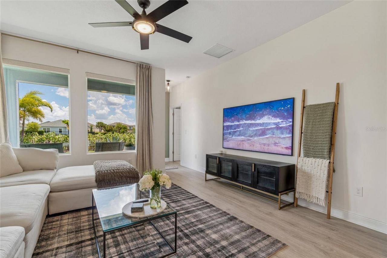 5722 Silver Sun Dr, Apollo Beach, FL 33572 Photo