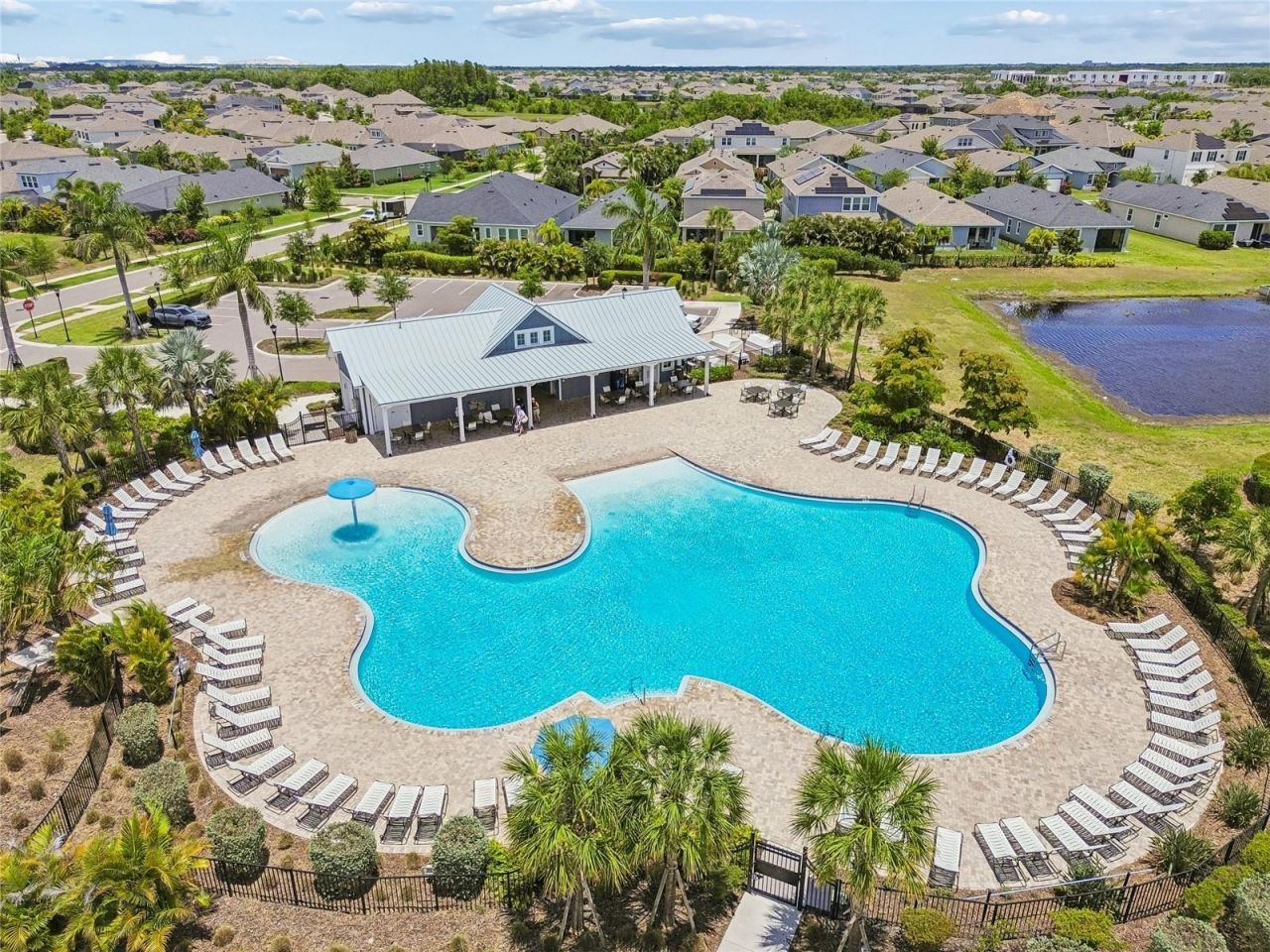 5722 Silver Sun Dr, Apollo Beach, FL 33572 Photo