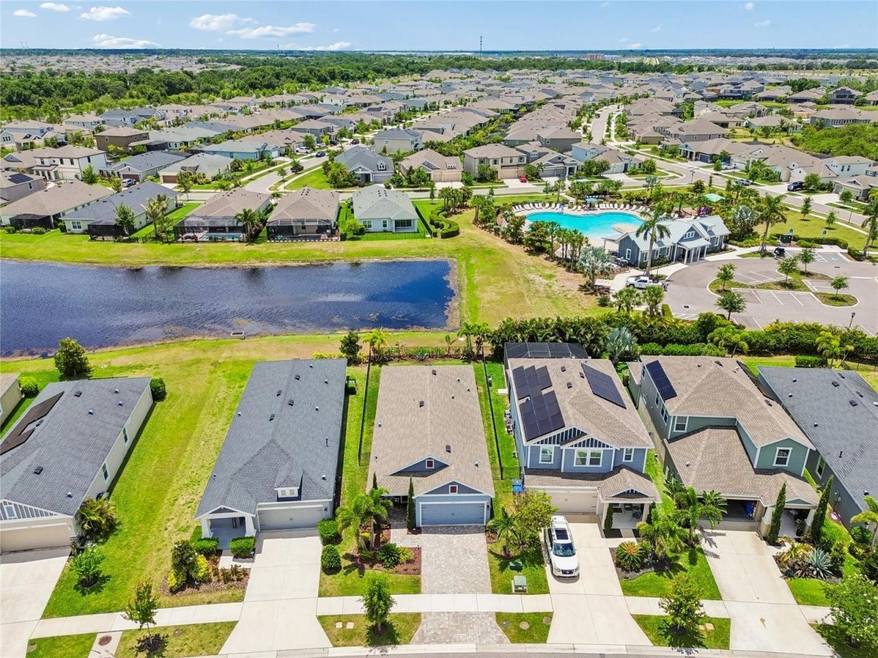 5722 Silver Sun Dr, Apollo Beach, FL 33572 Photo