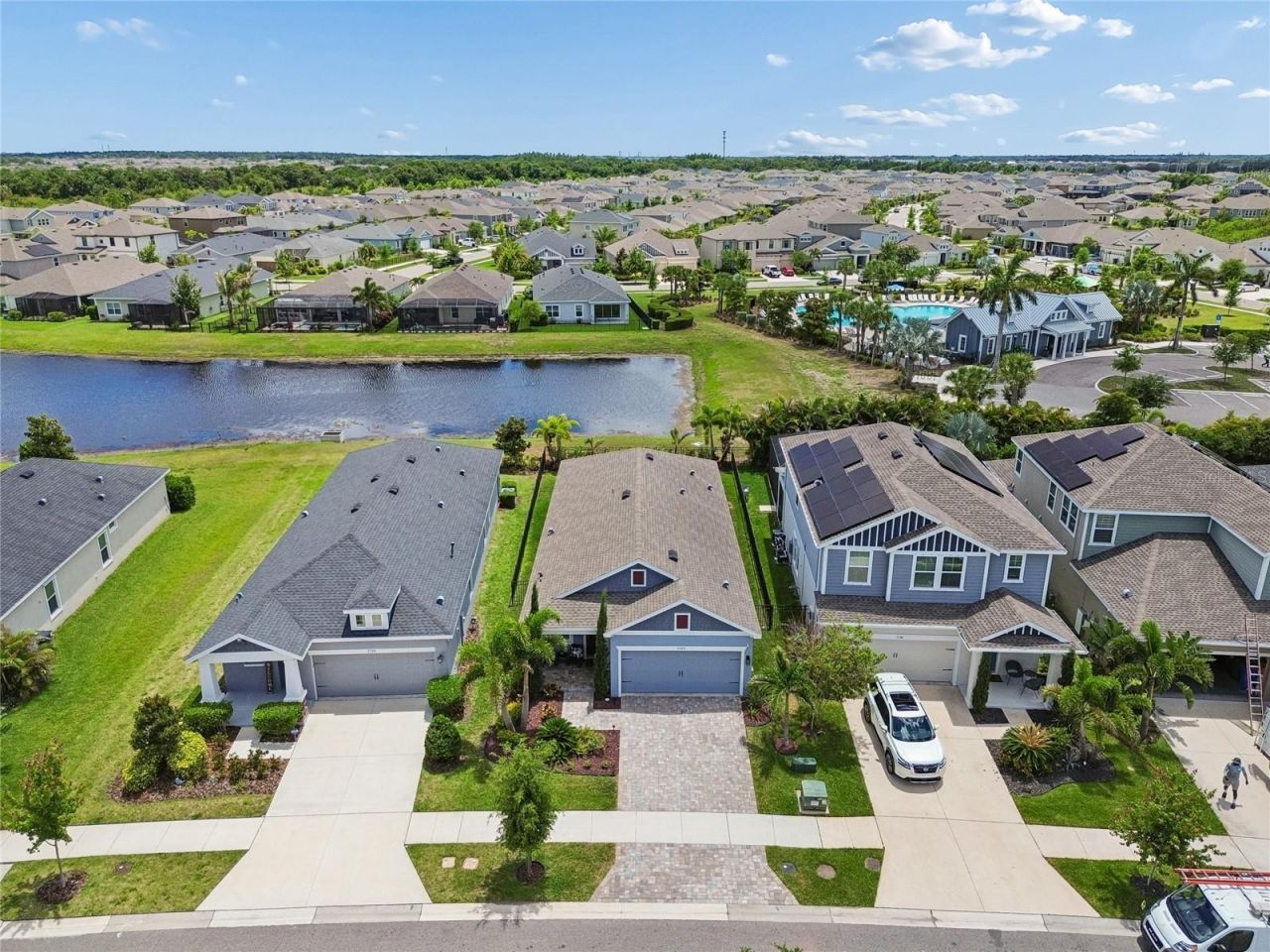 5722 Silver Sun Dr, Apollo Beach, FL 33572 Photo