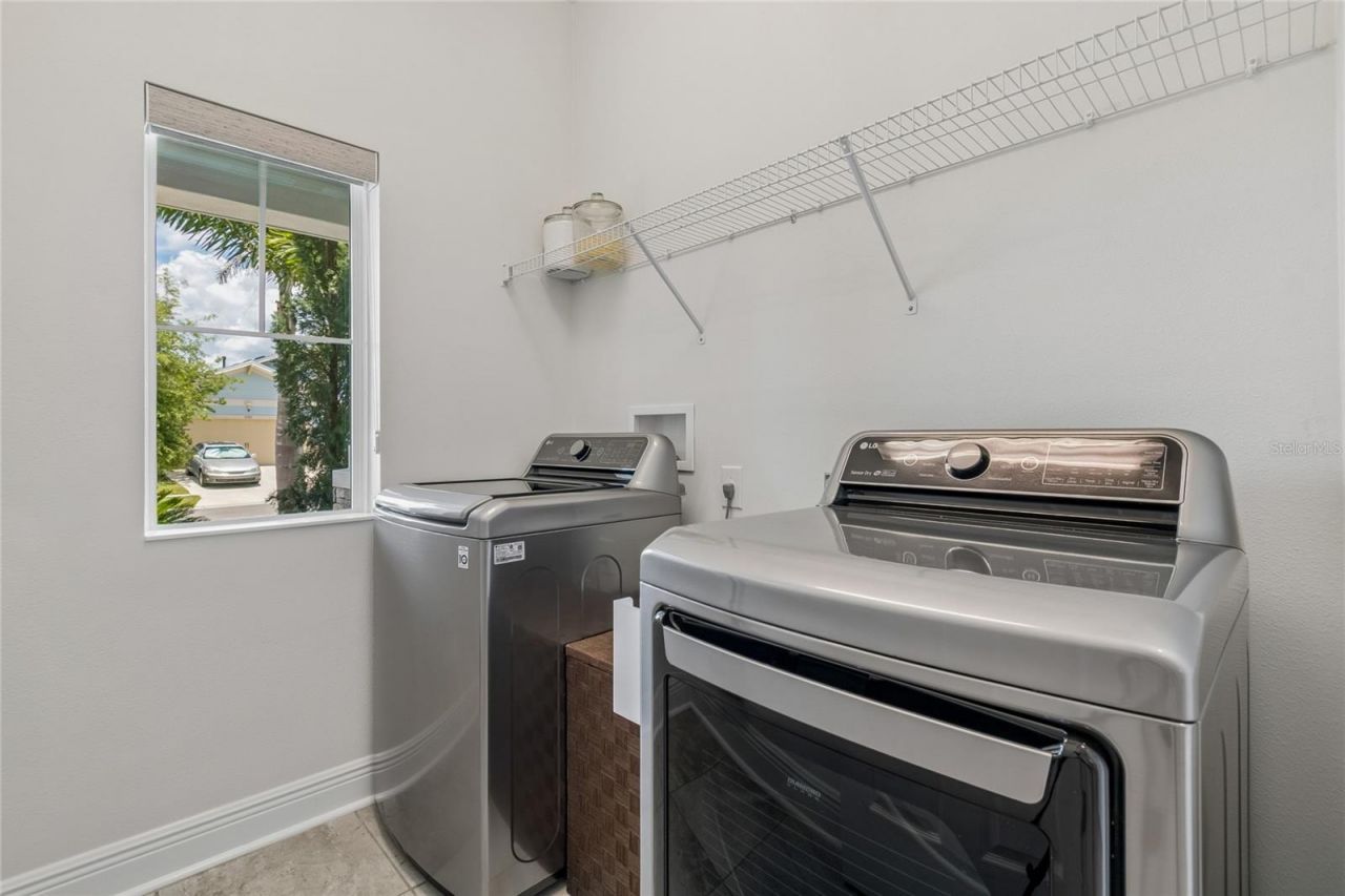 5722 Silver Sun Dr, Apollo Beach, FL 33572 Photo