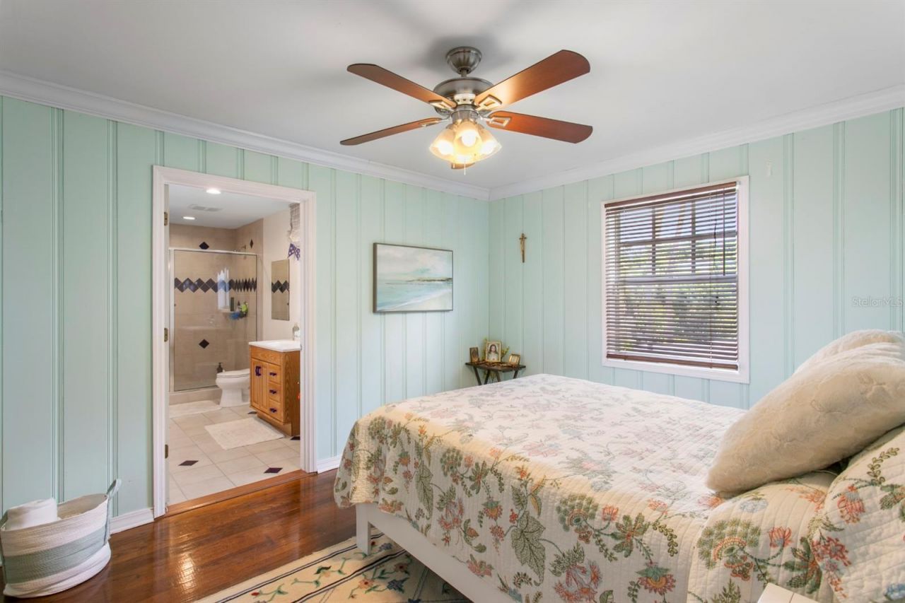 4521 W Watrous Avenue , Tampa, FL 33629 Photo