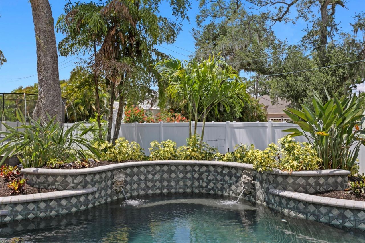 4521 W Watrous Avenue , Tampa, FL 33629 Photo