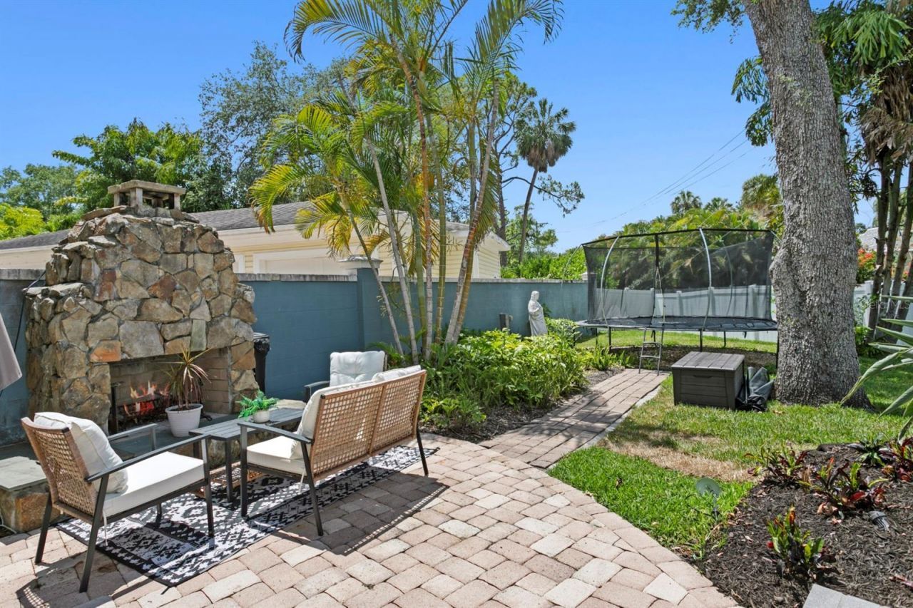 4521 W Watrous Avenue , Tampa, FL 33629 Photo