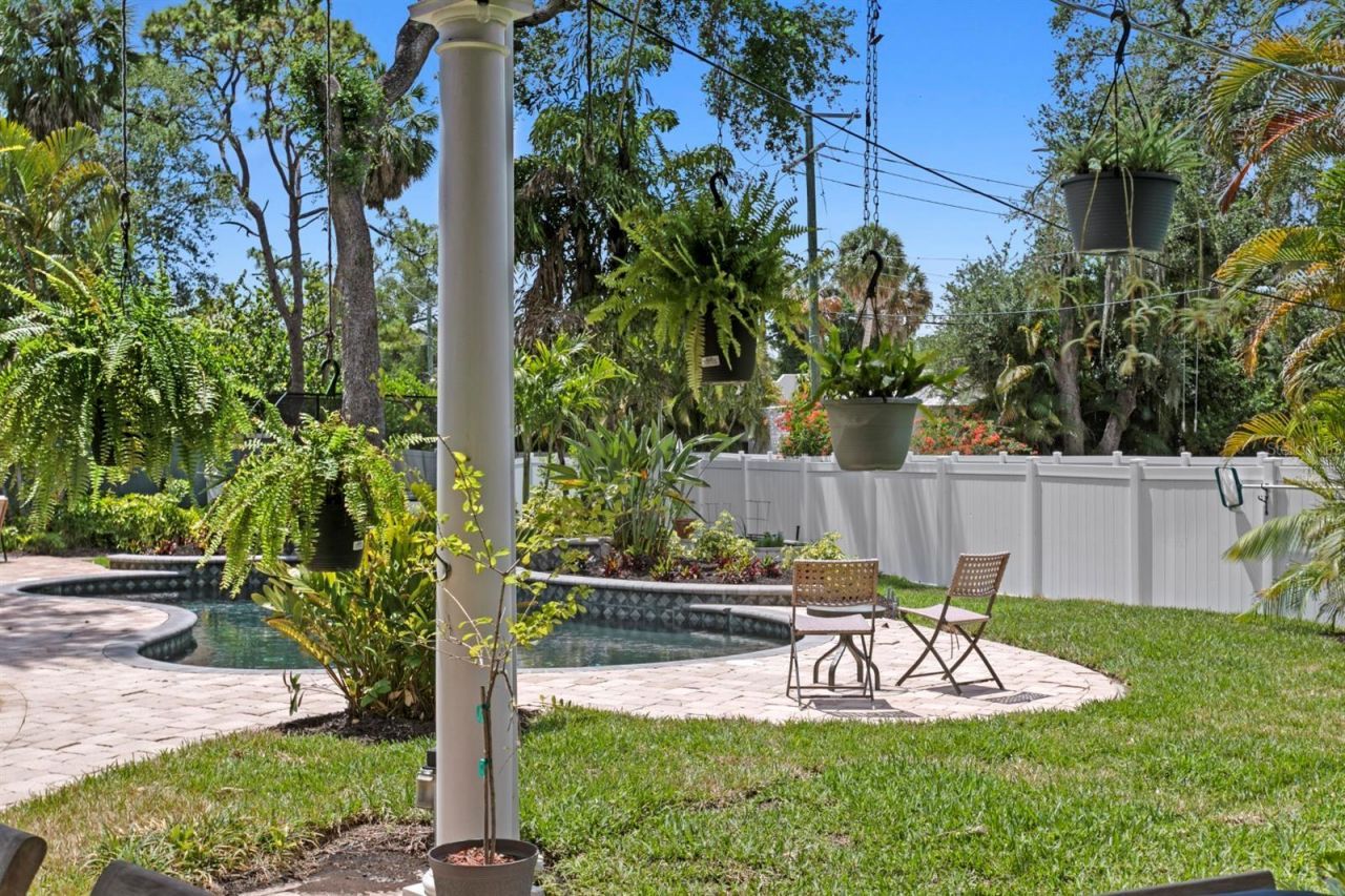 4521 W Watrous Avenue , Tampa, FL 33629 Photo