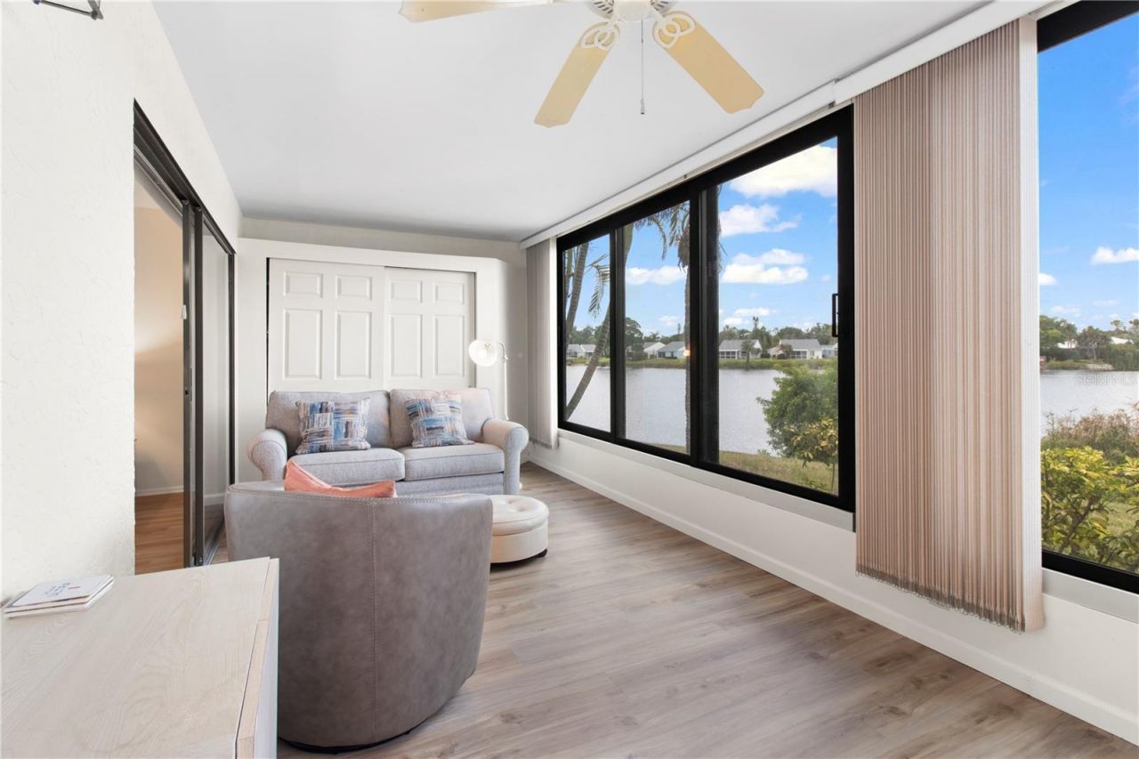 220 Lakewood Drive , Bradenton, FL 34210 Photo