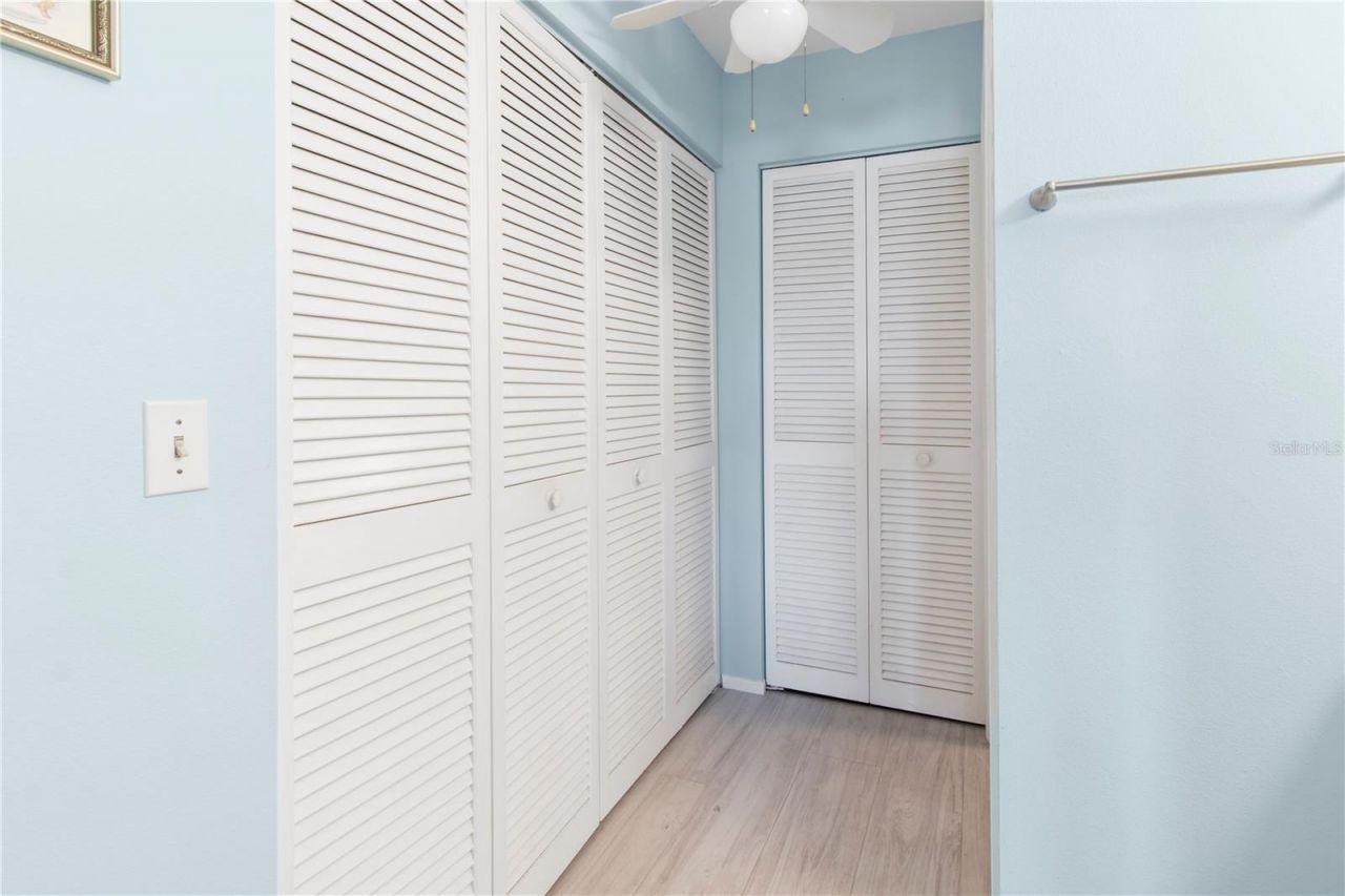 220 Lakewood Drive , Bradenton, FL 34210 Photo