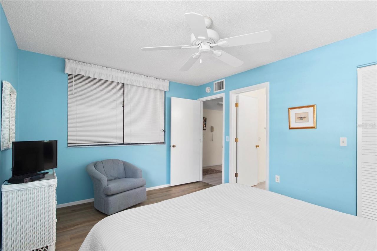 220 Lakewood Drive , Bradenton, FL 34210 Photo