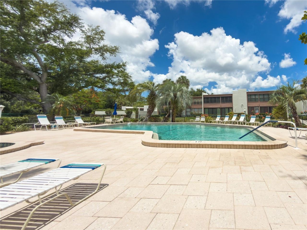 220 Lakewood Drive , Bradenton, FL 34210 Photo