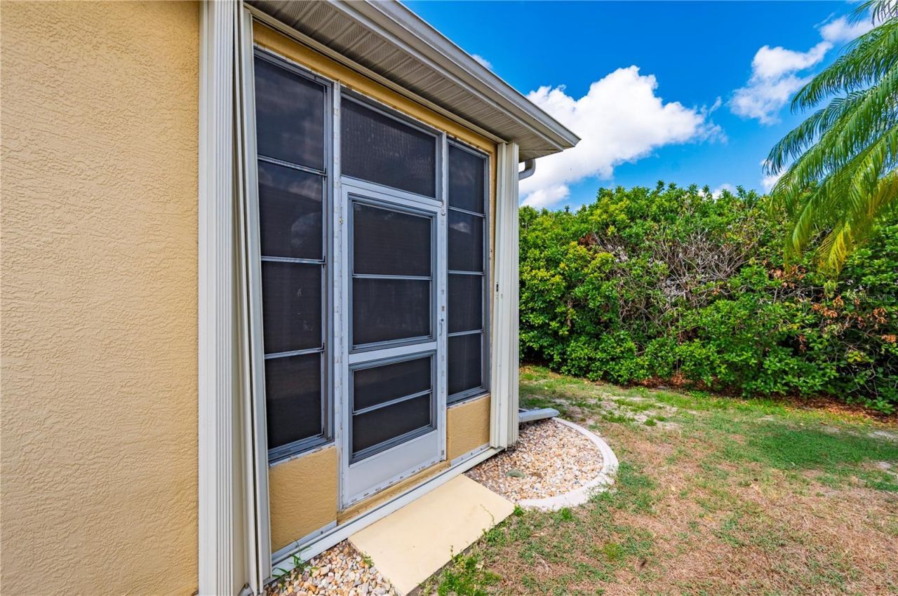 1637 Palace Court , Punta Gorda, FL 33980 Photo