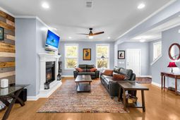 3209 Moonlight Drive photo 4